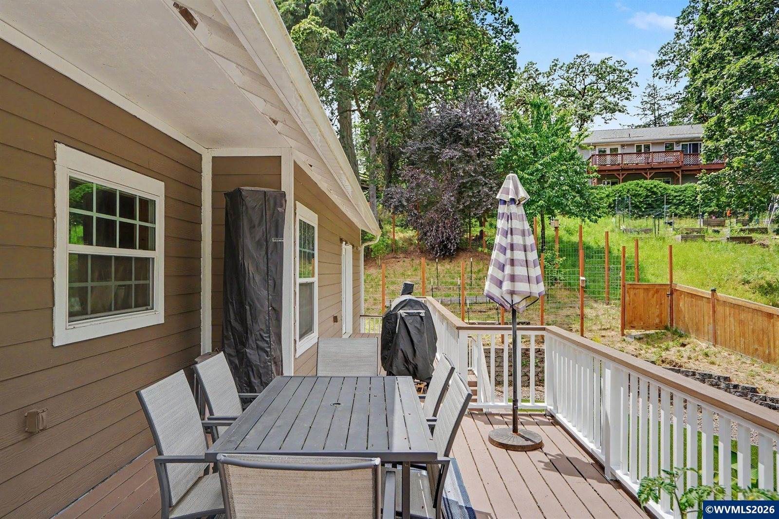 1405 Laurel Heights Dr, Albany, OR 97321