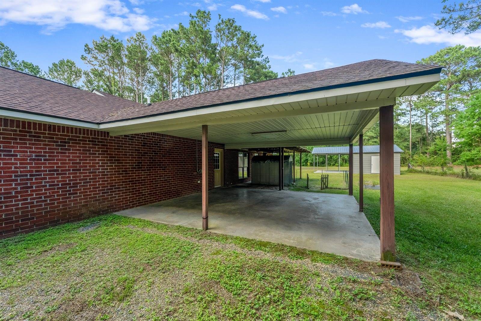 149 Methodist Landing, Leesville, LA 71446