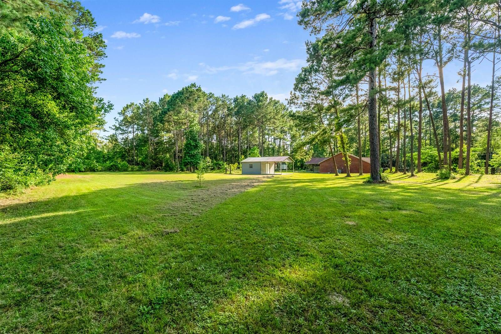 149 Methodist Landing, Leesville, LA 71446
