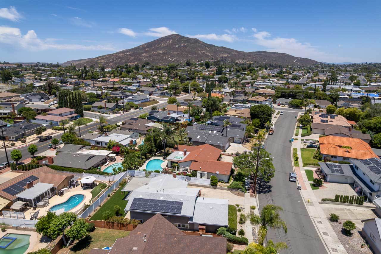 6248 Spruce Lake Ave, San Diego, CA 92119