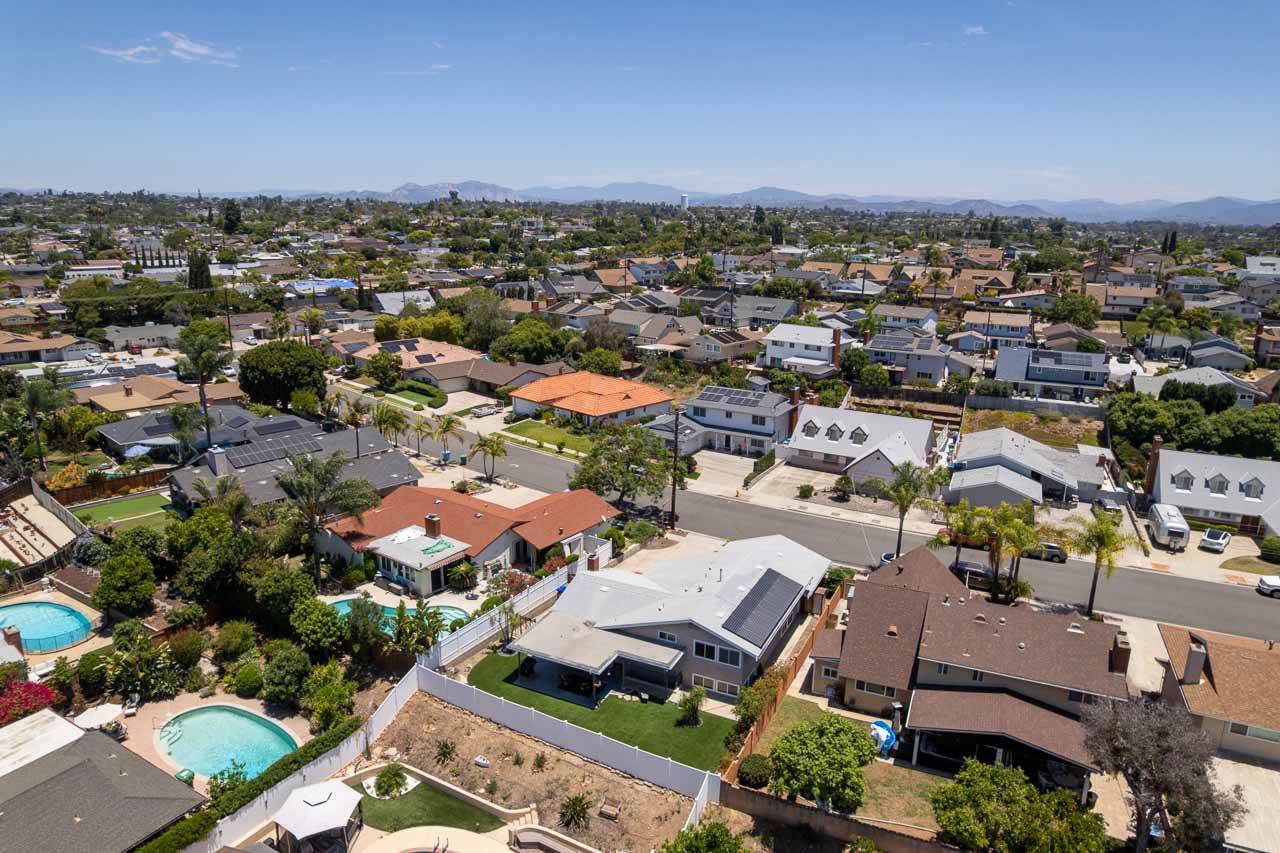 6248 Spruce Lake Ave, San Diego, CA 92119