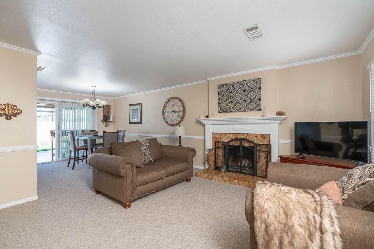 6248 Spruce Lake Ave, San Diego, CA 92119