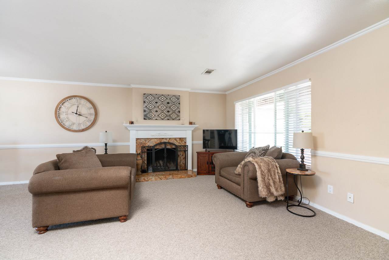 6248 Spruce Lake Ave, San Diego, CA 92119