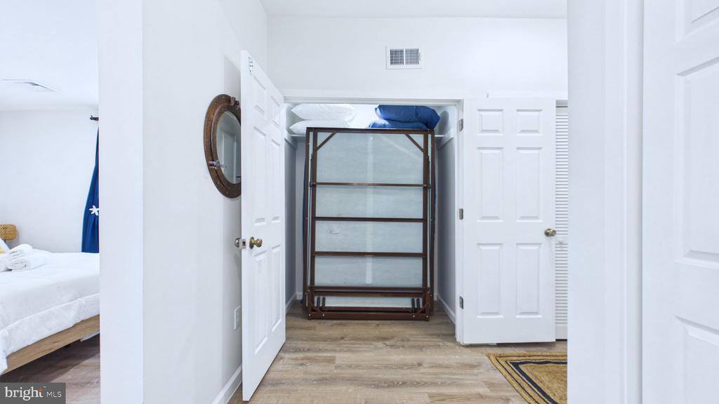 4 North Brighton Avenue, Atlantic City, NJ 08401