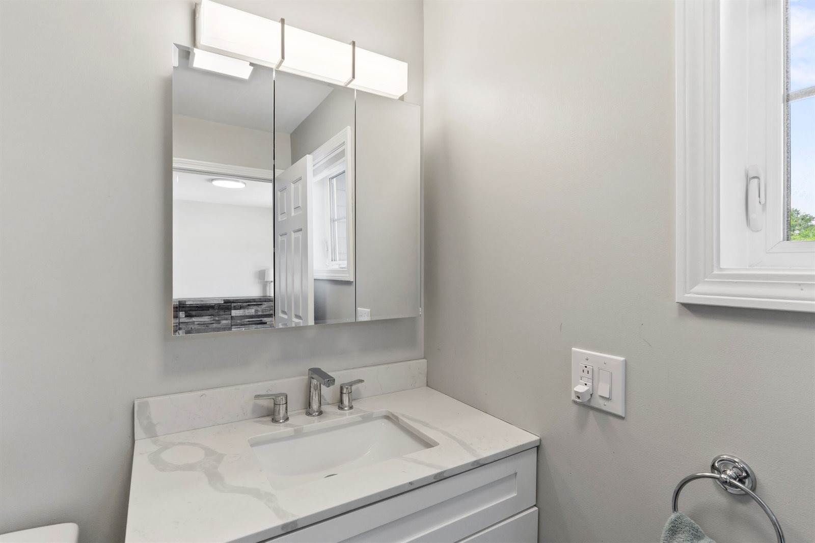14 Lupine Circle, Brunswick, ME 04011