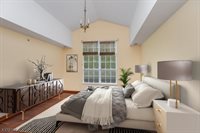106 Wallace Ct, Green Brook Township, NJ 08812