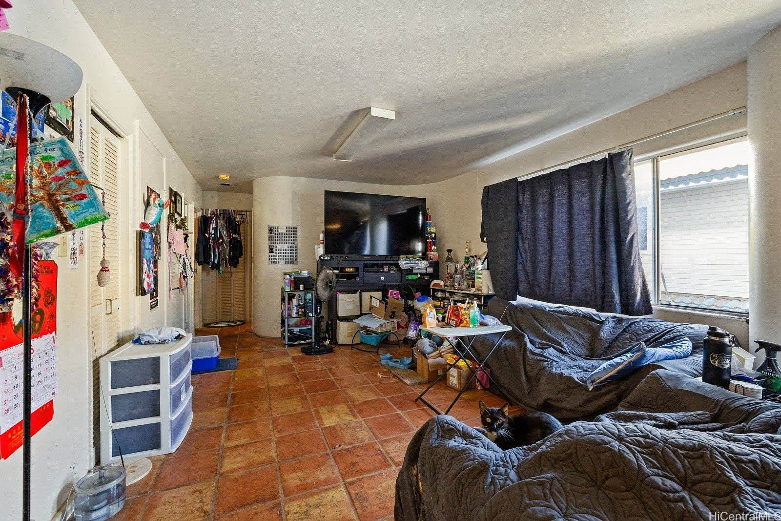 1255 Koko Head Avenue, Honolulu, HI 96816