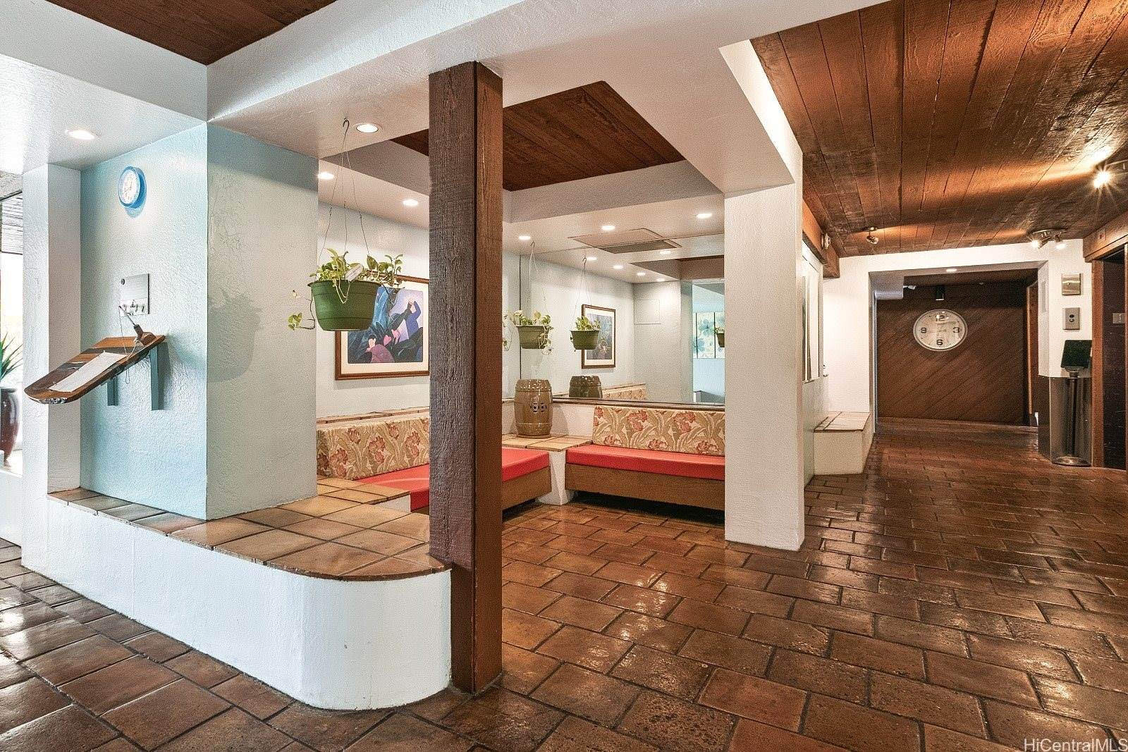98-410 Koauka Loop, Aiea, HI 96701