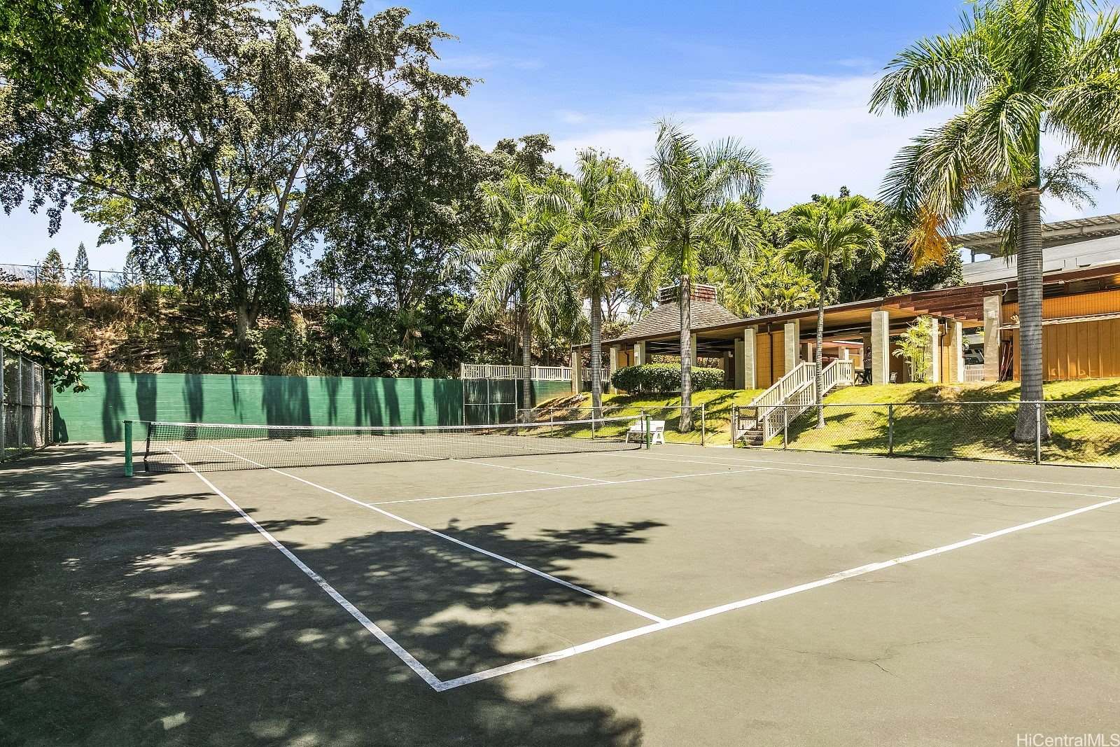 98-410 Koauka Loop, Aiea, HI 96701