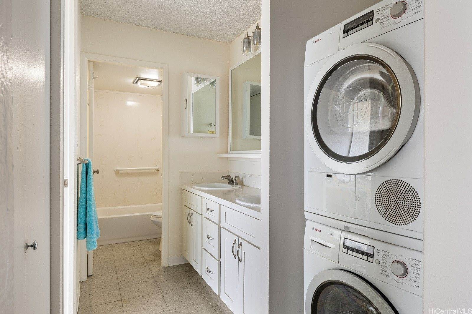 98-410 Koauka Loop, Aiea, HI 96701