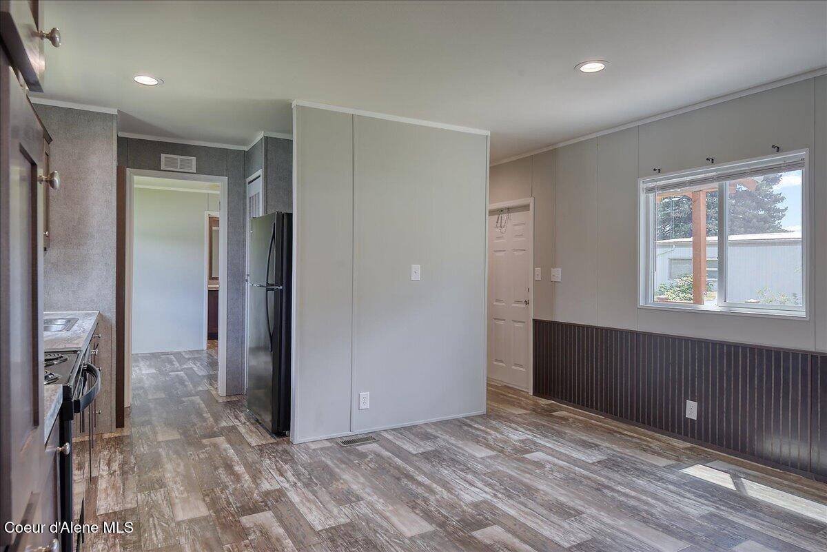 8747 North Starr Loop, Hayden, ID 83835