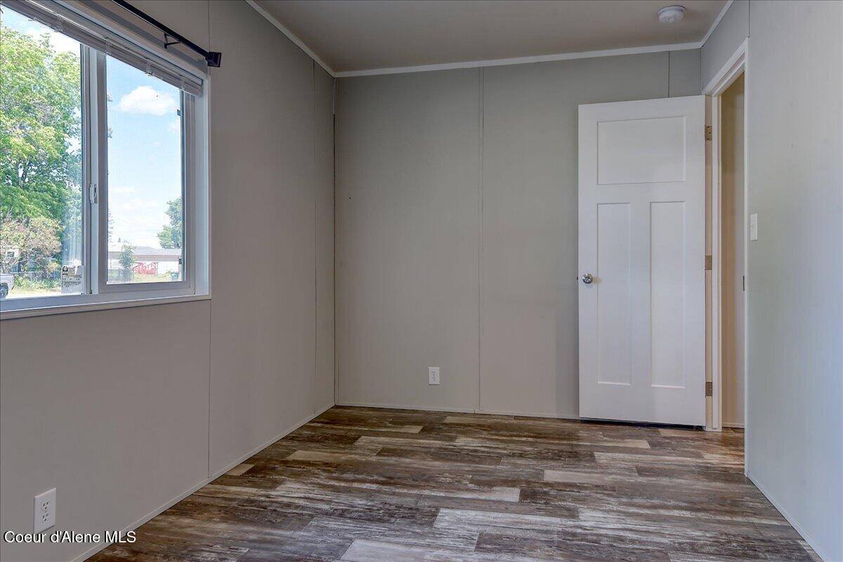 8747 North Starr Loop, Hayden, ID 83835
