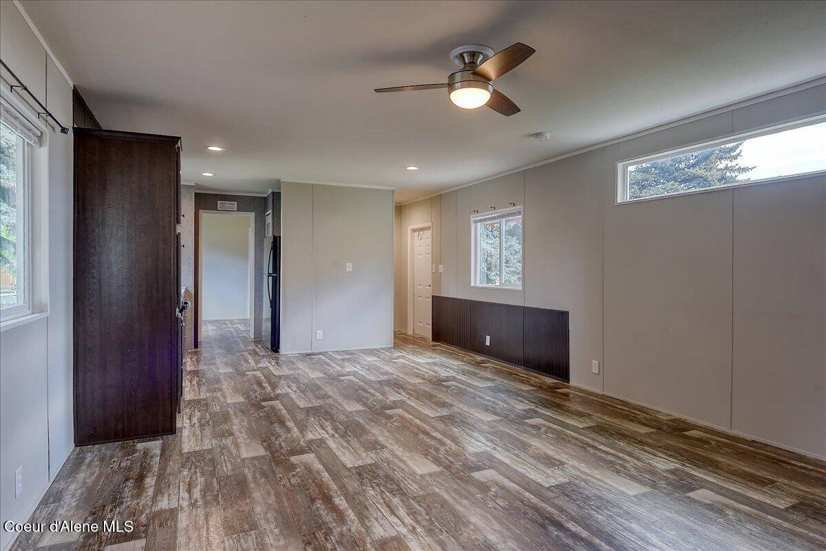 8747 North Starr Loop, Hayden, ID 83835