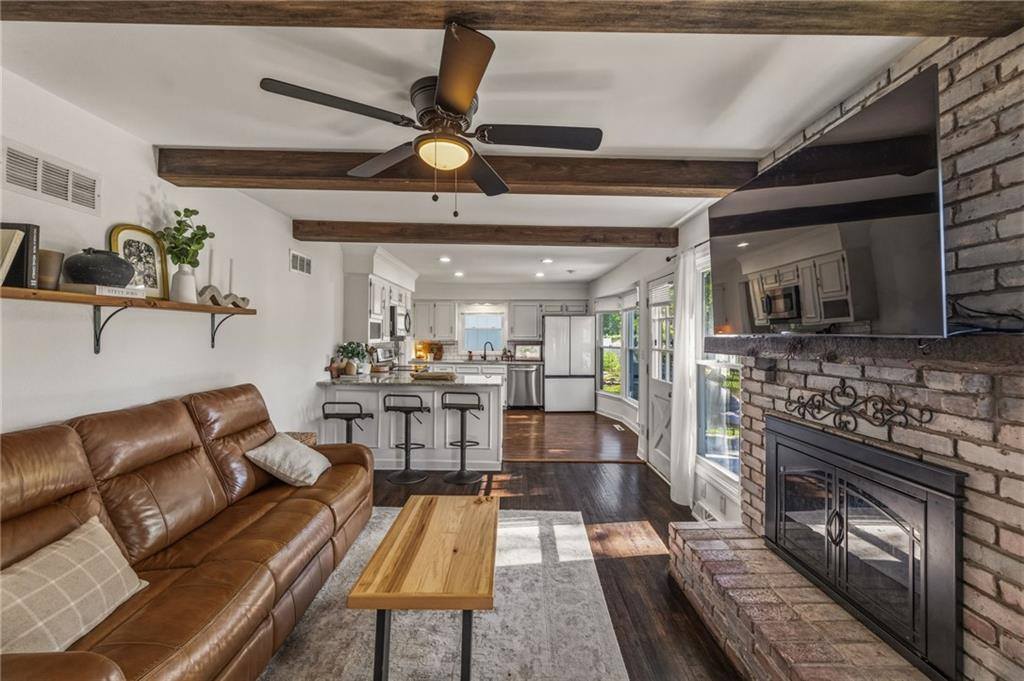 12819 Cambridge Avenue, Grandview, MO 64030