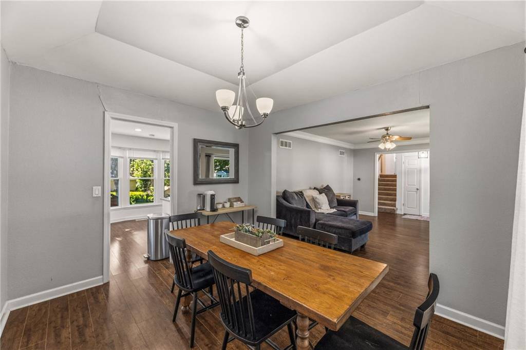 12819 Cambridge Avenue, Grandview, MO 64030