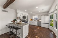 12819 Cambridge Avenue, Grandview, MO 64030