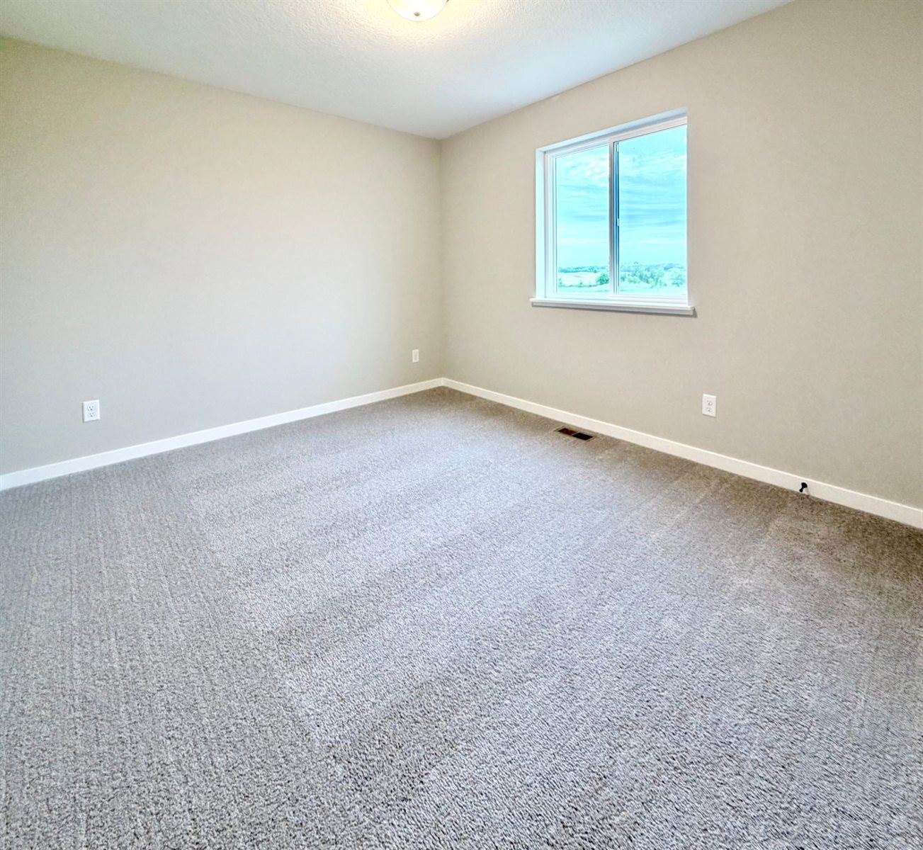 3135 Jandura Avenue NE, Saint Michael, MN 55376