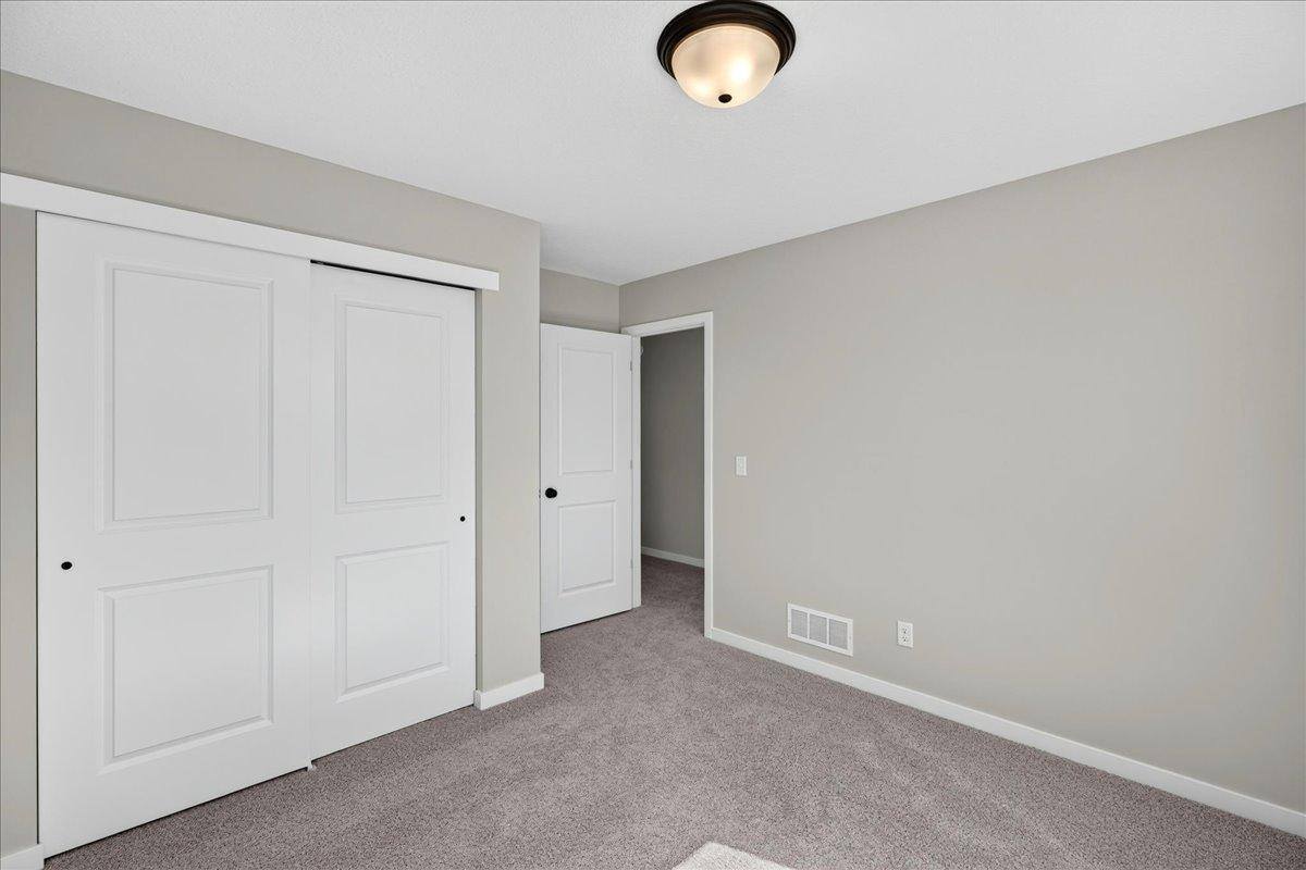 3135 Jandura Avenue NE, Saint Michael, MN 55376