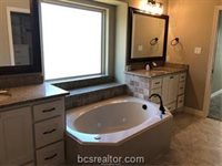 3918 Eskew Drive, College Station, TX 77845
