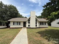 2530 Dion Avenue, Charlotte, NC 28212