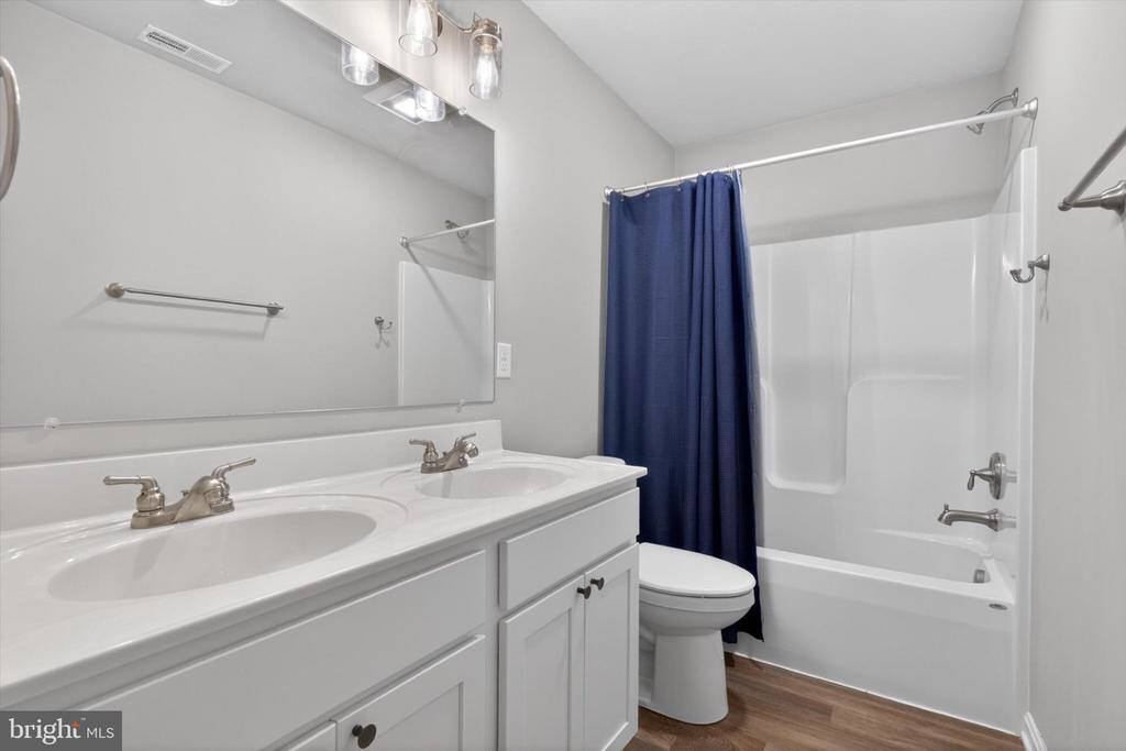 255 Kinneman Road, Abbottstown, PA 17301