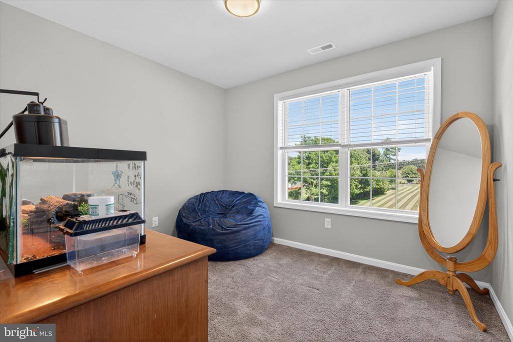 255 Kinneman Road, Abbottstown, PA 17301