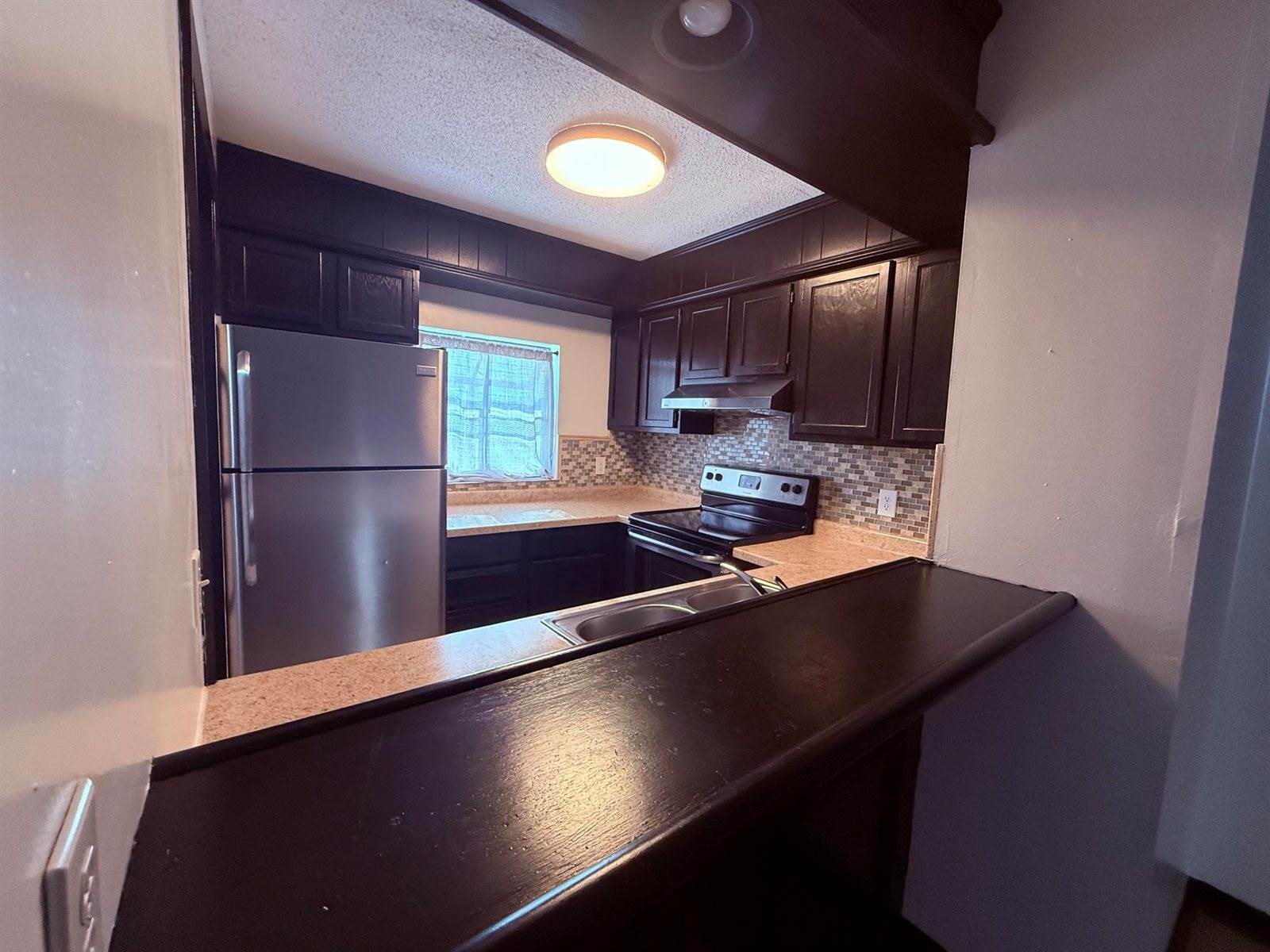 2405 South Capri #1106, Wichita, KS 67210