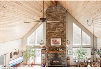 762 Geenen Rd., Cocolalla, ID 83813