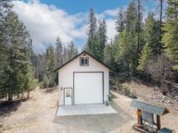 762 Geenen Rd., Cocolalla, ID 83813