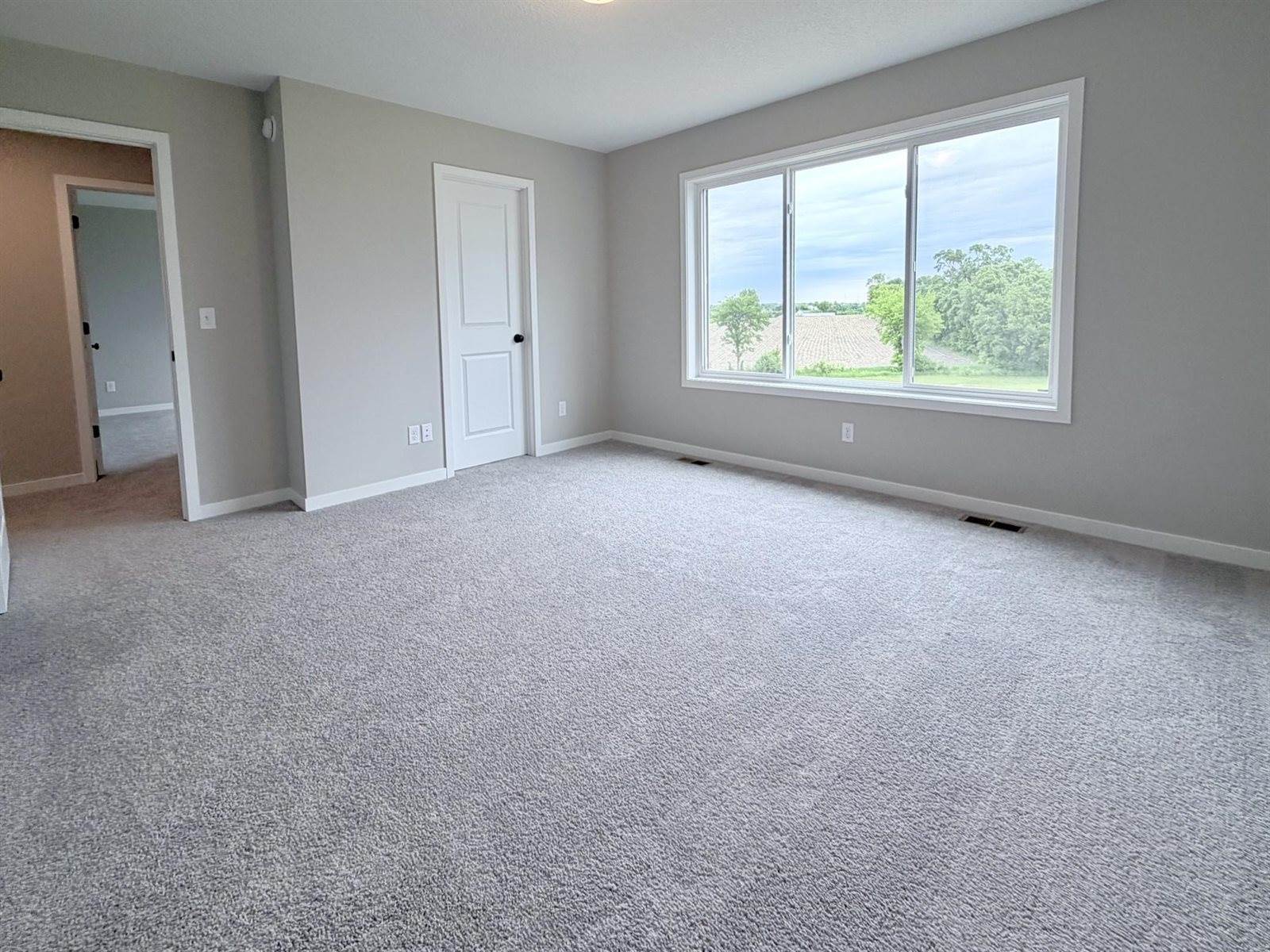 9650 32nd Street NE, Saint Michael, MN 55376