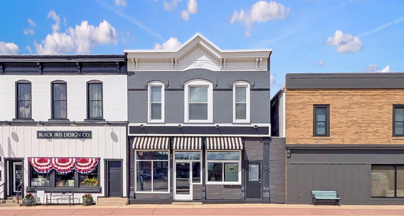 113 West Railroad Street, Lena, IL 61048