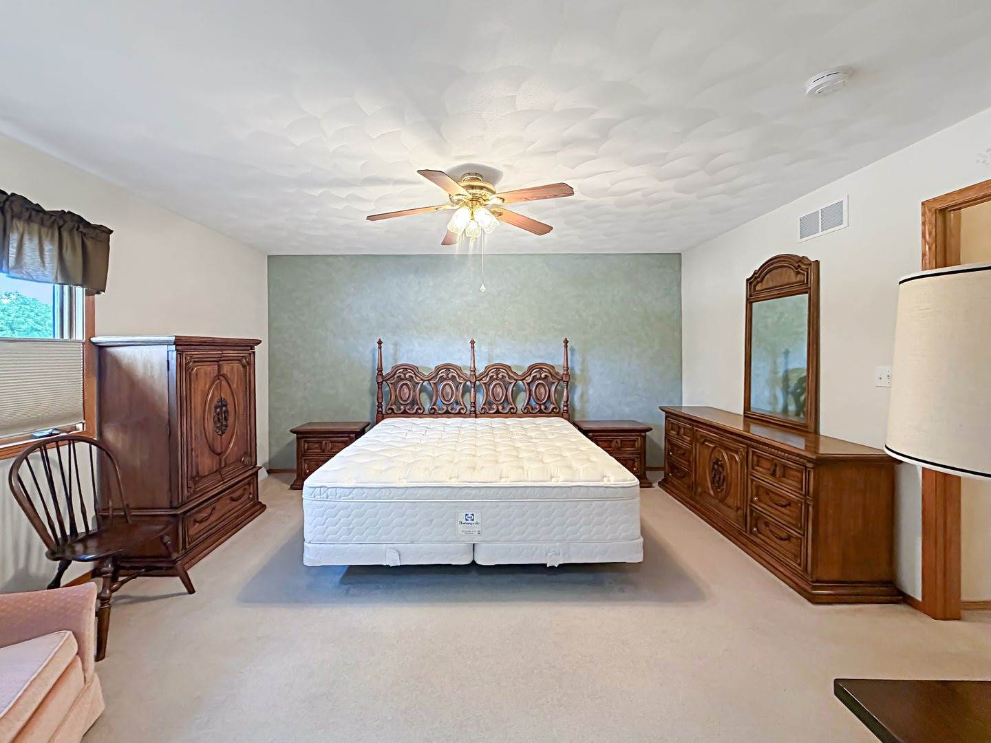 1909 Comanche Court, Freeport, IL 61032