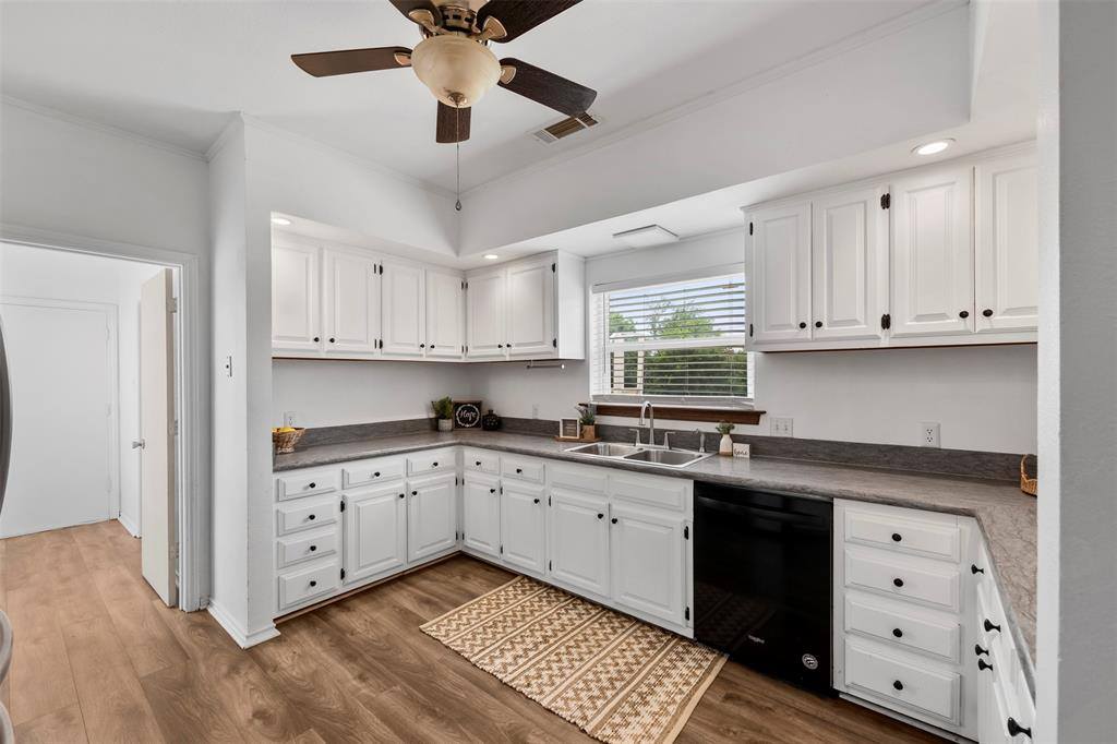10774 Woodbridge Drive, Forney, TX 75126