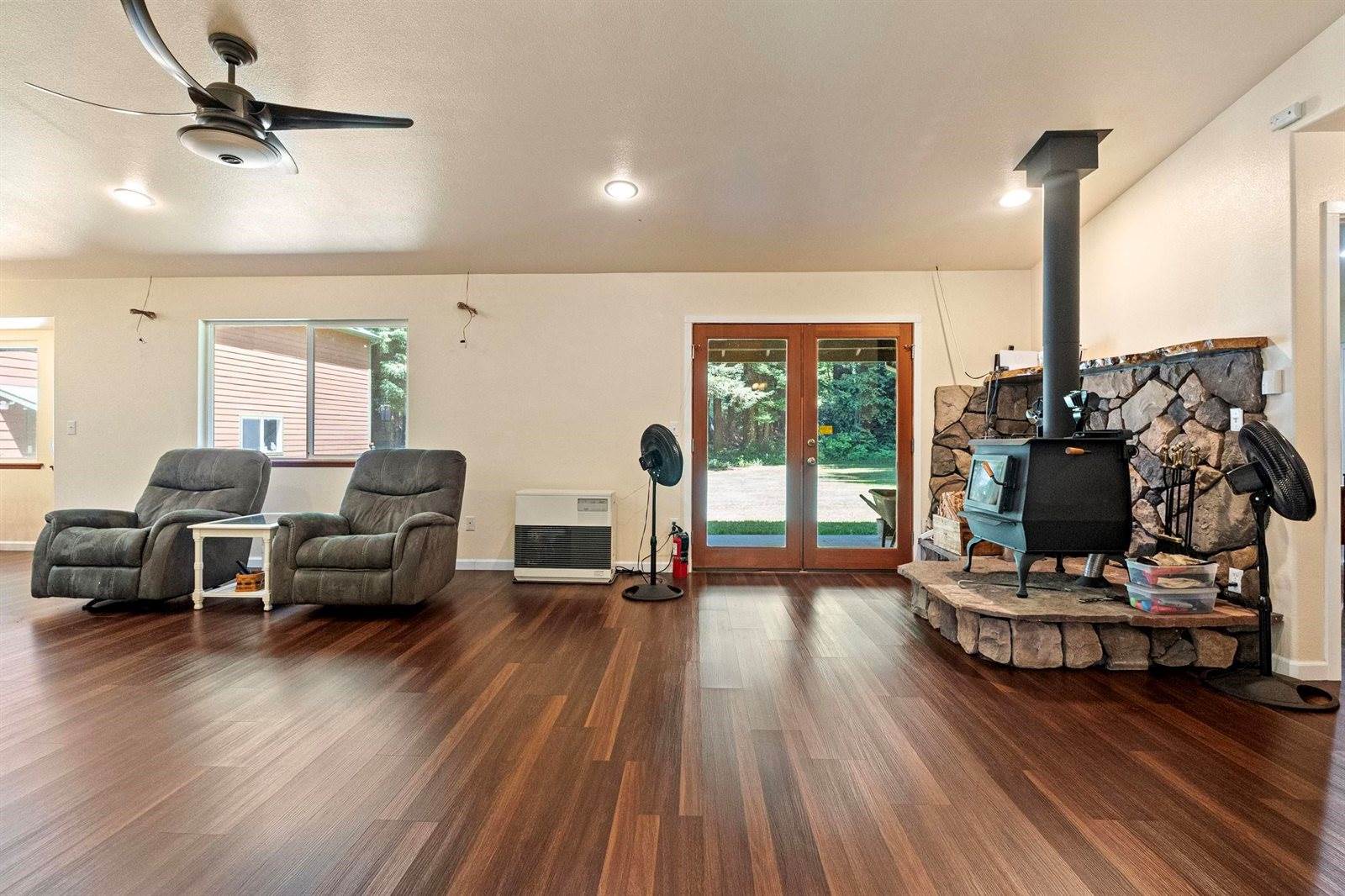6575 Lake Earl, Crescent City, CA 95531