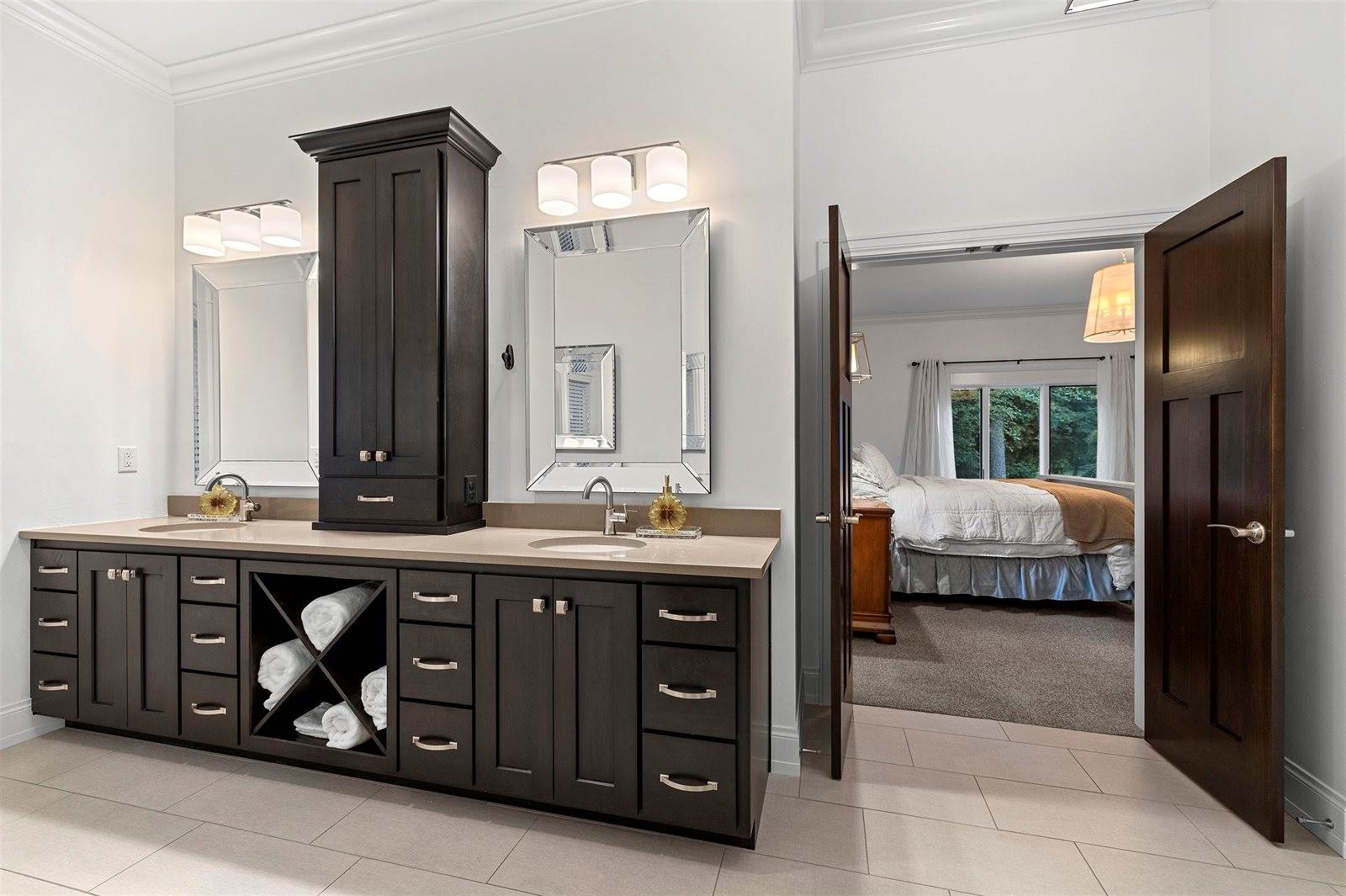 611 Marble Rock Circle, Green Bay, WI 54311