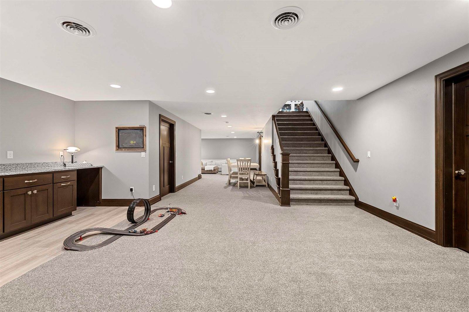 611 Marble Rock Circle, Green Bay, WI 54311