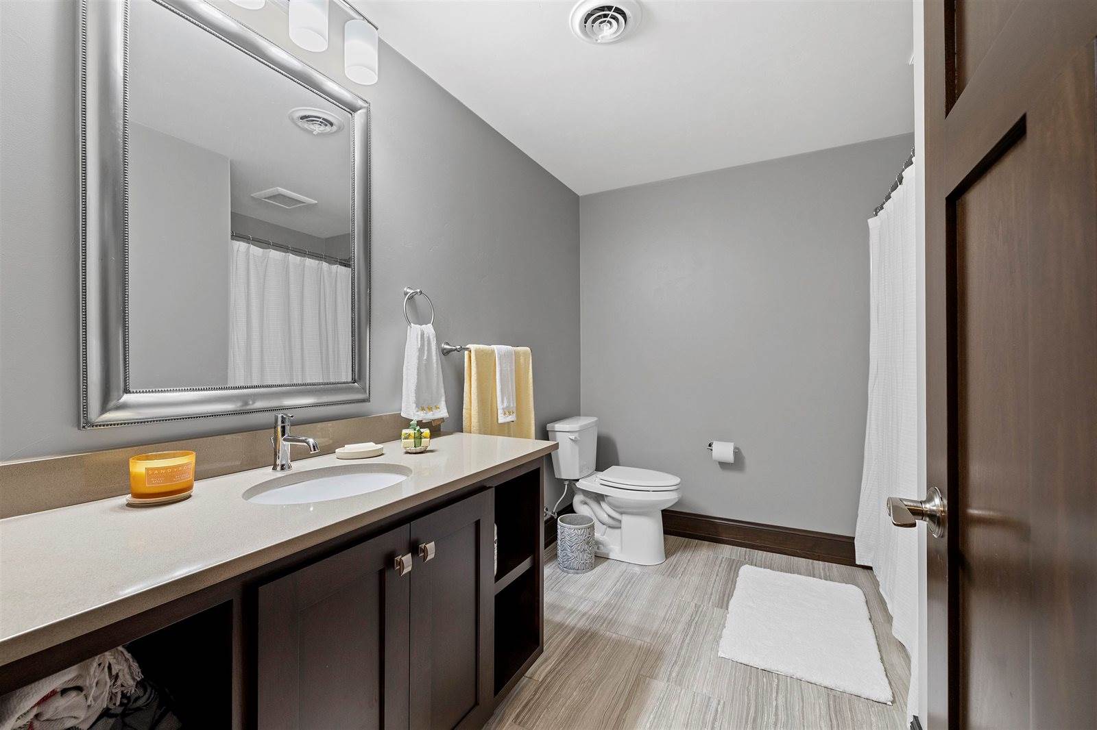 611 Marble Rock Circle, Green Bay, WI 54311