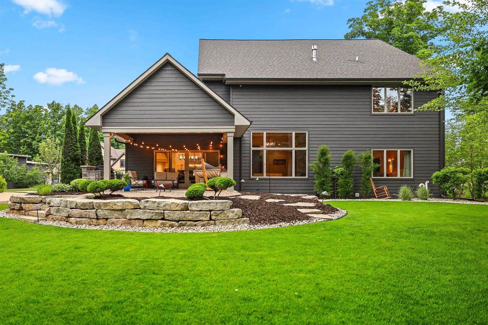 611 Marble Rock Circle, Green Bay, WI 54311