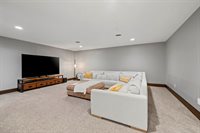 611 Marble Rock Circle, Green Bay, WI 54311