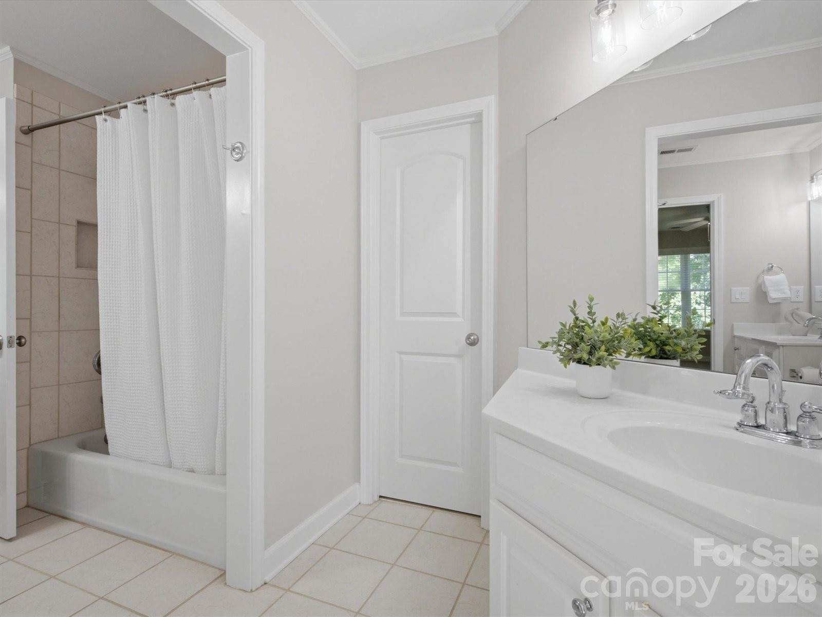 3422 Delamere Drive, Matthews, NC 28104