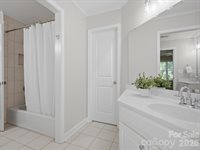3422 Delamere Drive, Matthews, NC 28104