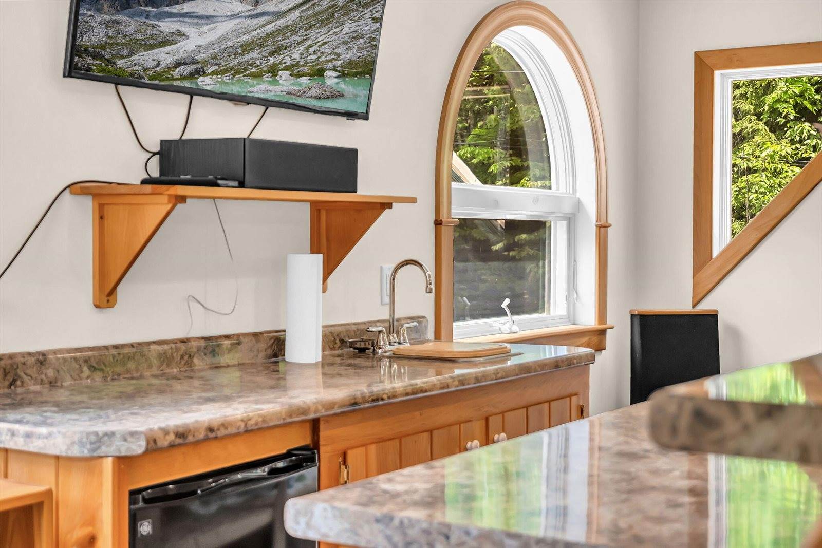 30 Beaver Bog Lane, Abbot, ME 04406