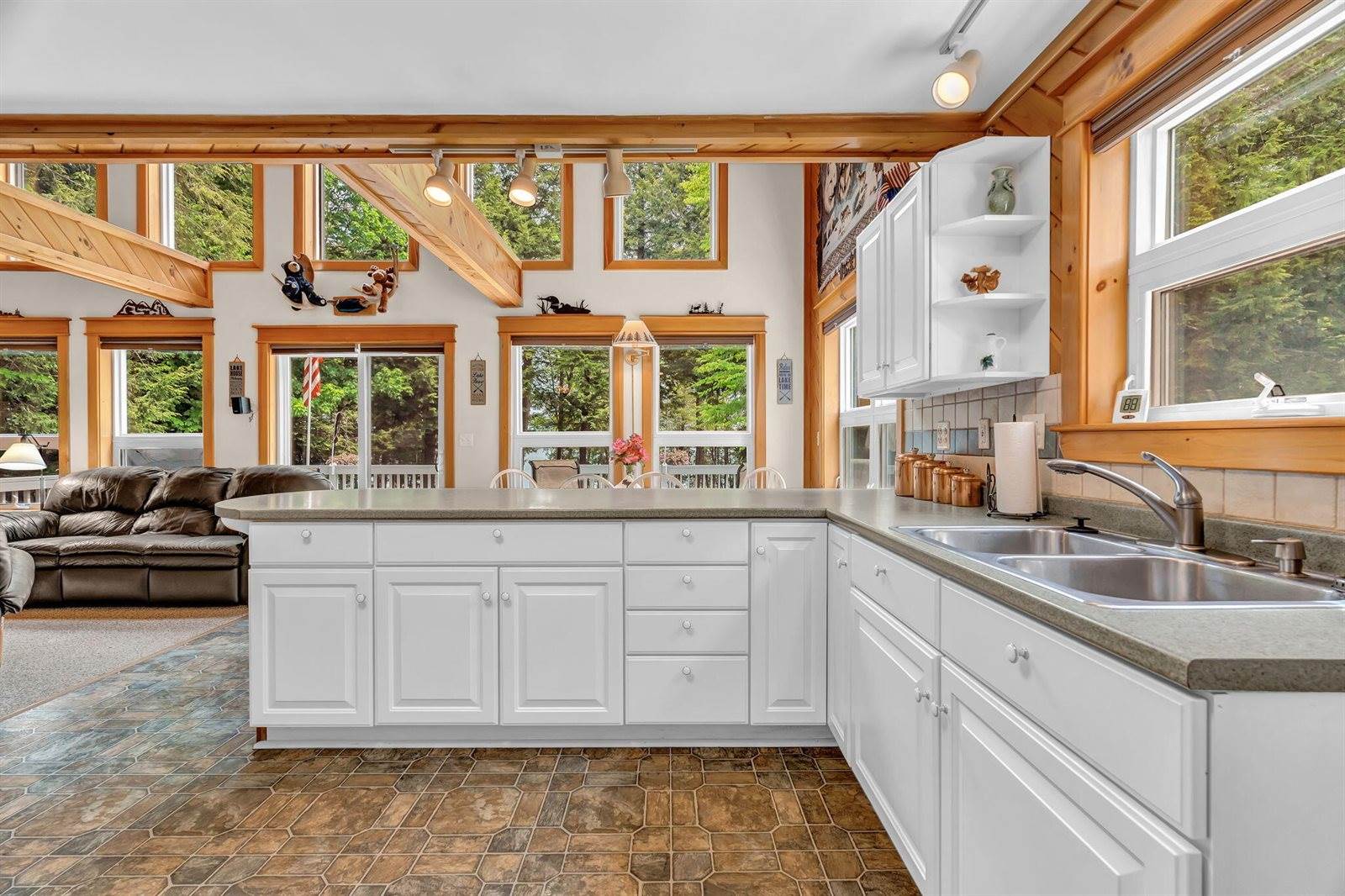 30 Beaver Bog Lane, Abbot, ME 04406