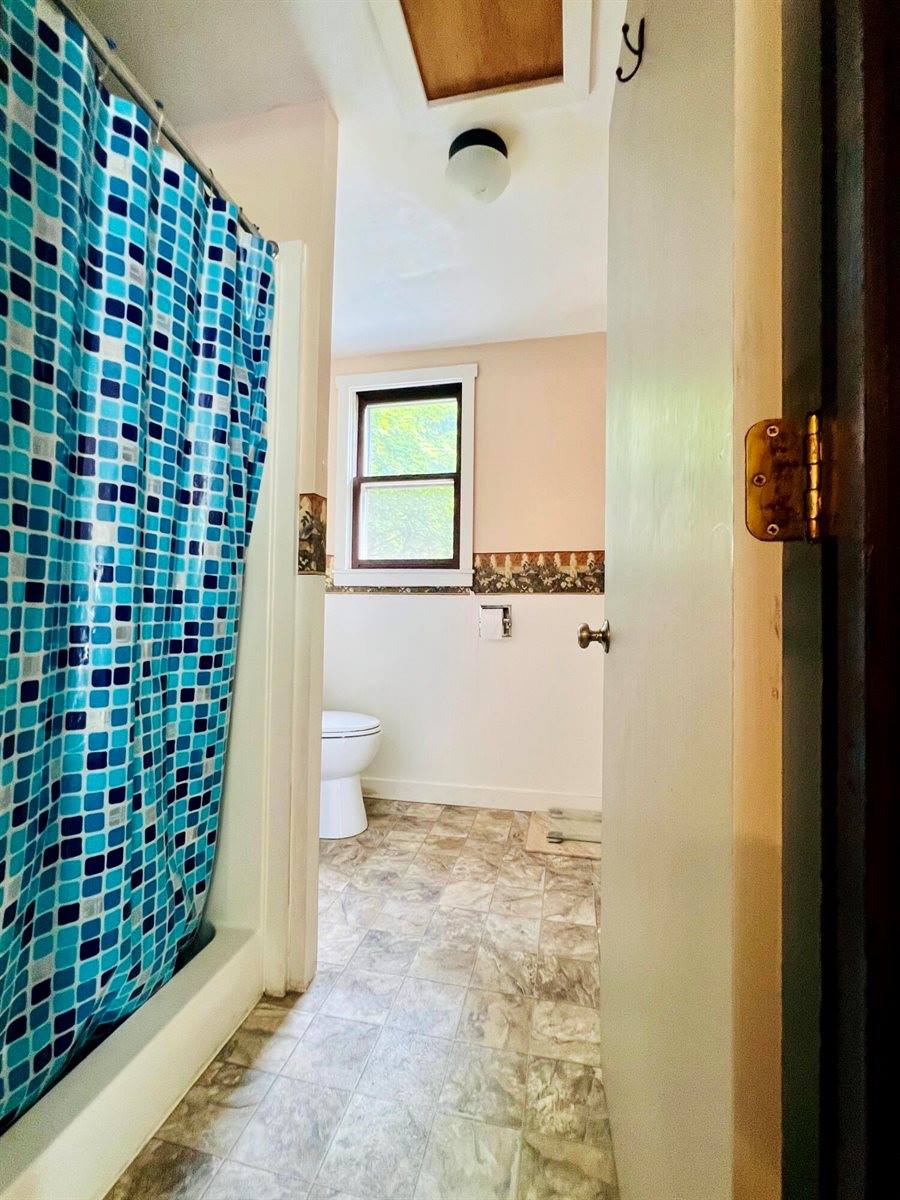 14 Academy Street, Calais, ME 04619