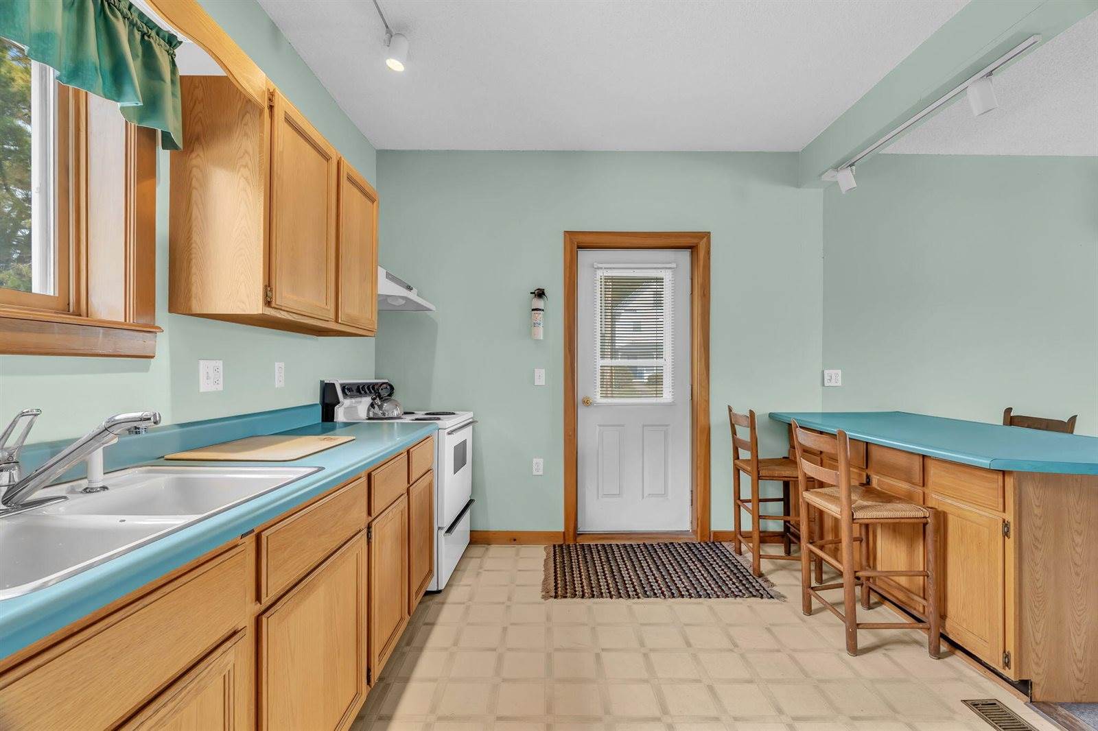 24 Park Street, Milo, ME 04463