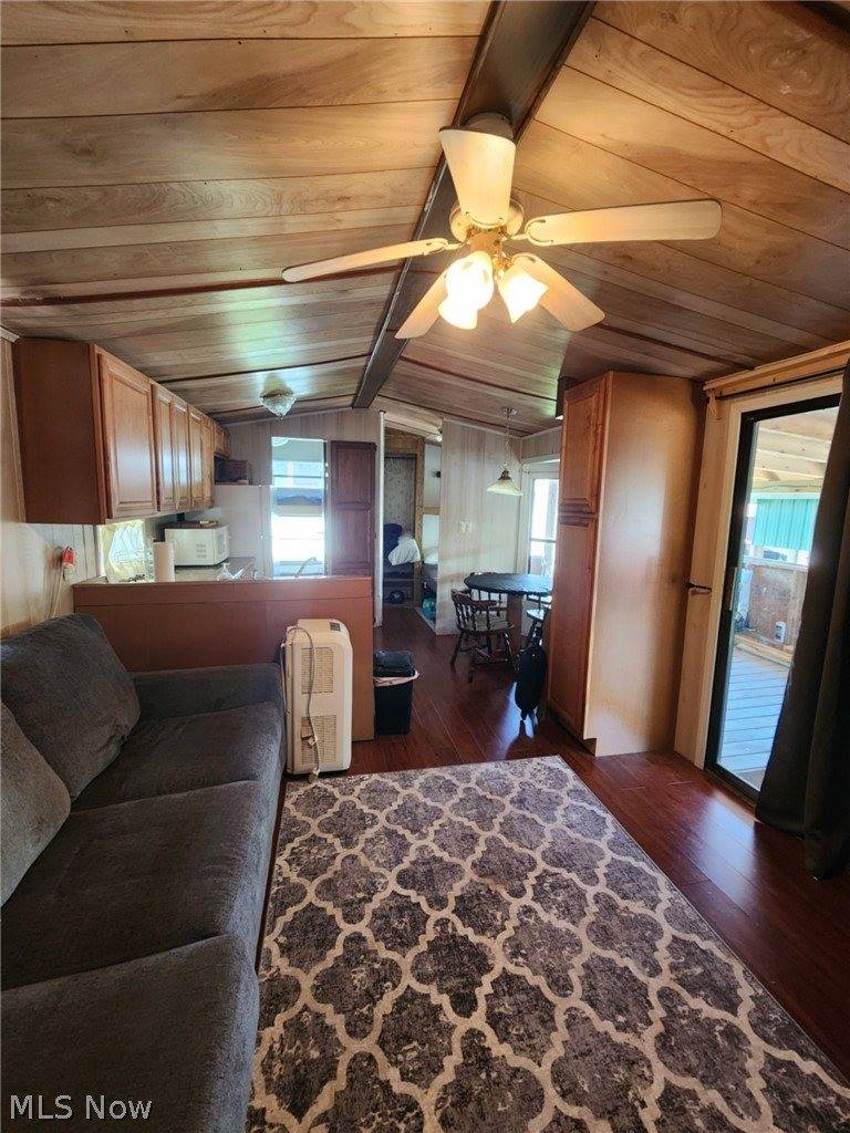 17875 Lashley Road, Senecaville, OH 43780