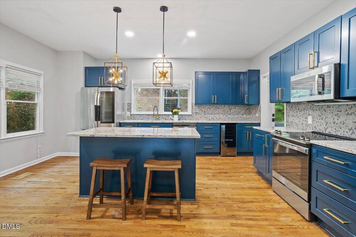 629 Brookview Drive, Chapel Hill, NC 27514