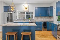 629 Brookview Drive, Chapel Hill, NC 27514