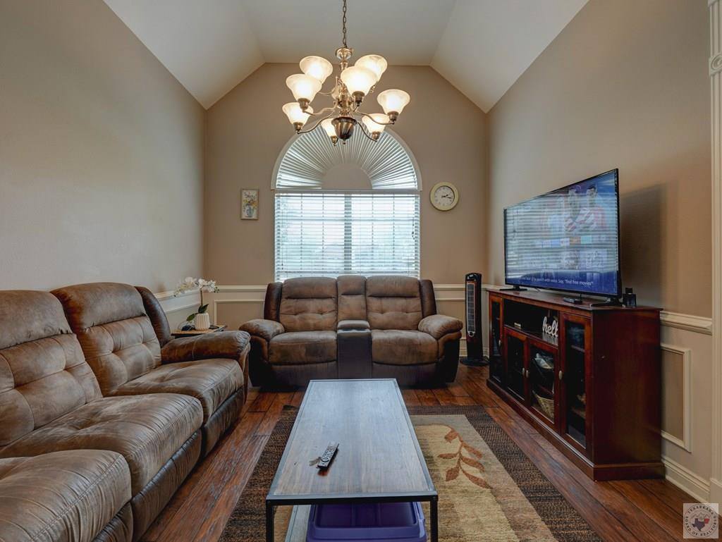 6802 Cameron Ln, Texarkana, TX 75503