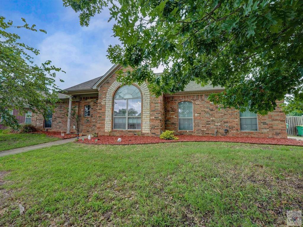 6802 Cameron Ln, Texarkana, TX 75503